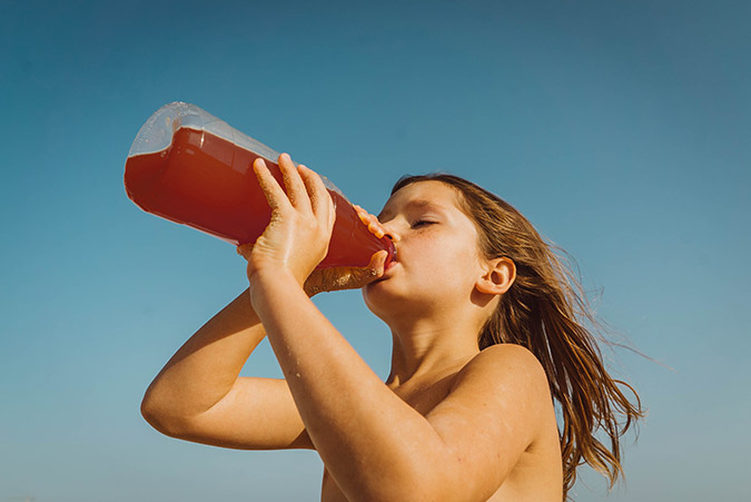 les enfants et le the rooibos tisanes carcadet eaux de fruits