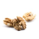 cerneaux-de-noix-entiers-decortiques-natures-detail-zoom