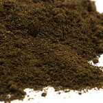 citron-noir-loomi-lime-seche-de-perse-en-poudre-detail