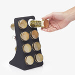 support-8-pots-a-epices-finition-noir-mat-et-laiton
