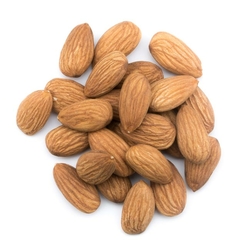 Amandes entières nature non émondées de Divers