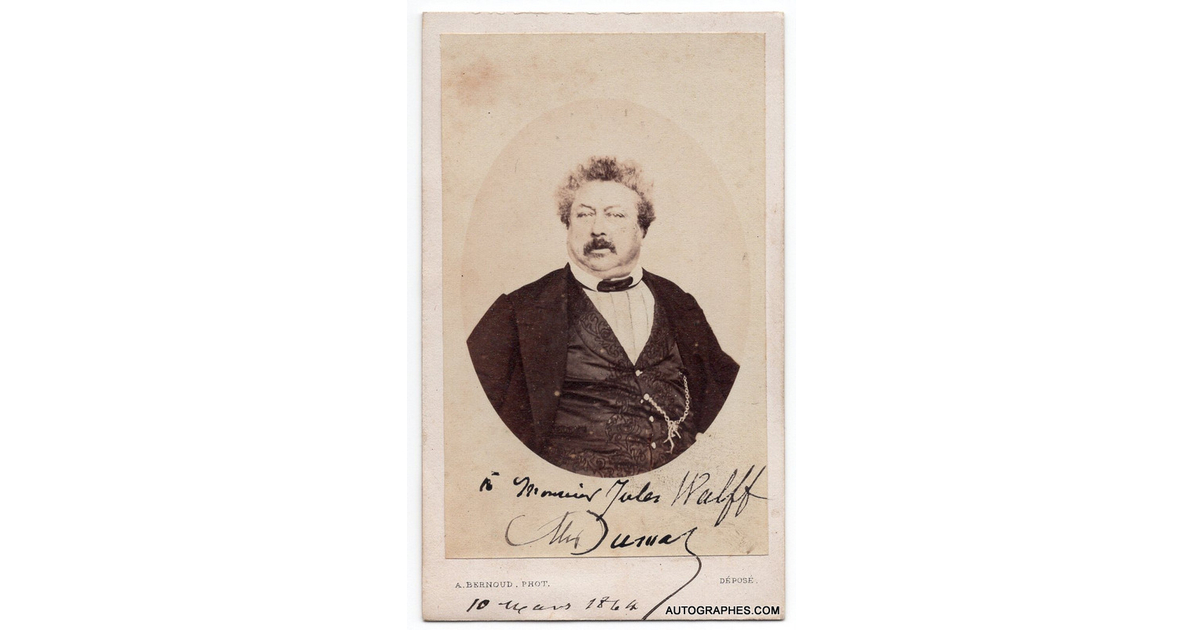 Alexandre DUMAS (père) - Photographie dédicacée et signée (1864)