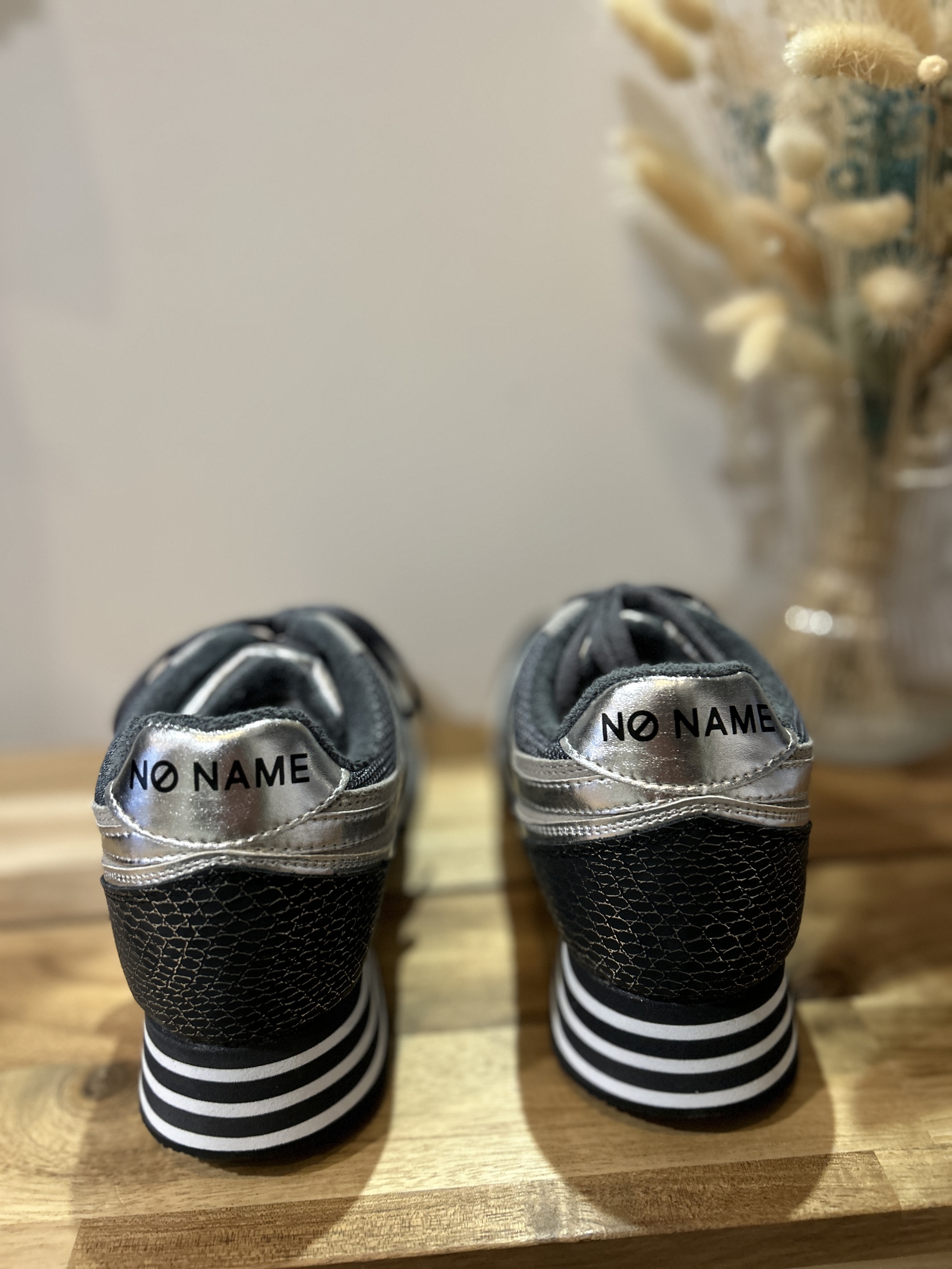 【訳あり】新品未使用　NO NAME PARKO JOGGER STK 38 NO NAME |Platform sneaker style city joggers | PARKO