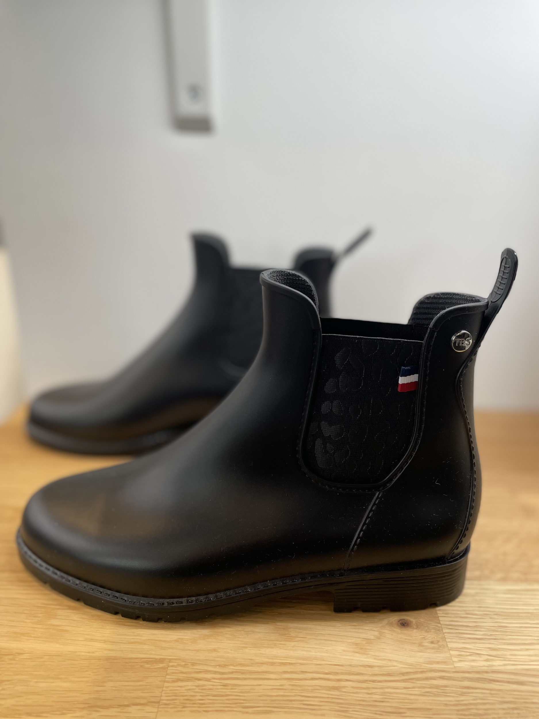 Bottines léopard Chelsea Noires TBS FEMME Chaussures Femme