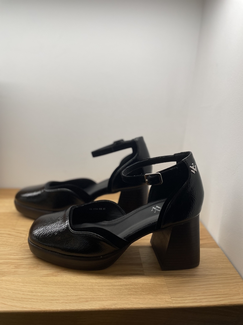 Sandales à Talons Vanessa Wu Neuves Taille 39 - Noir, Style Découvert, Semelle Cuir