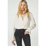 CLT-55-BLS-SS24_1003_Baba_Blouse_03_model