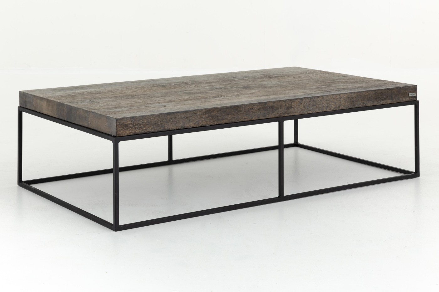 table-basse-industrielle-chêne-foncé-métal-noir