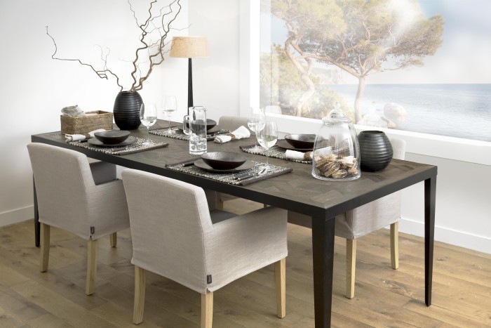 chaise-moderne-tissu-lin-beige