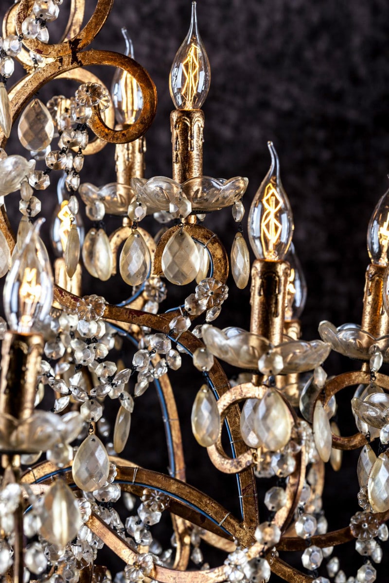 détails-ornement-lustre-grandiose