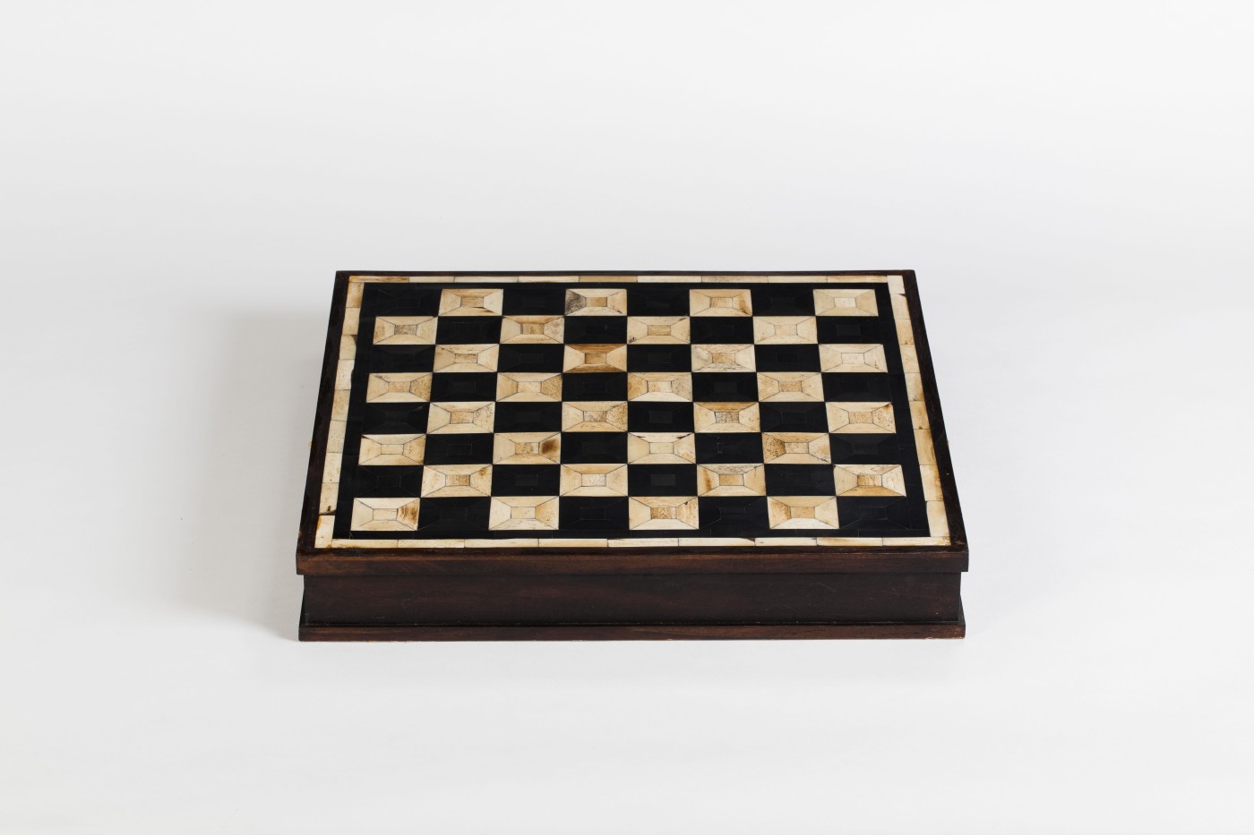 jeu-echecs-flamant-crumpton-cadeau-anniversaire