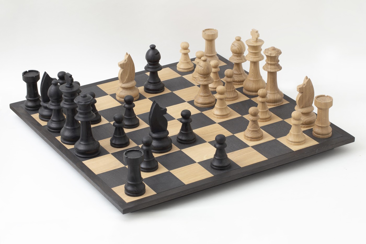 jeu-d-echecs-flanders-en-chene-massif-flamant