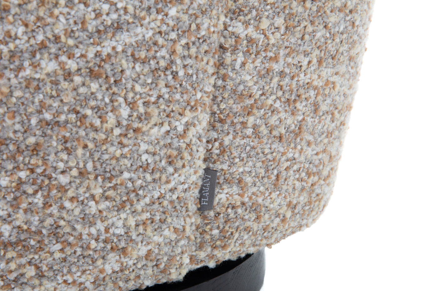 détail-tissu-bouclé-fauteuil-julie