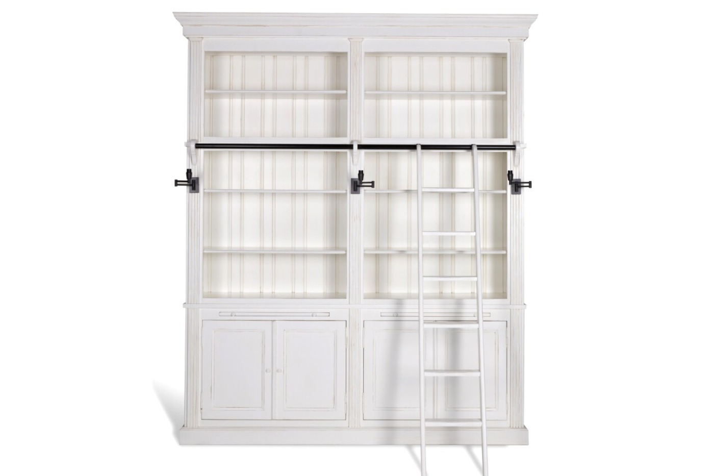 grande-bibliotheque-blanche-en-bois-avec-modules-flamant