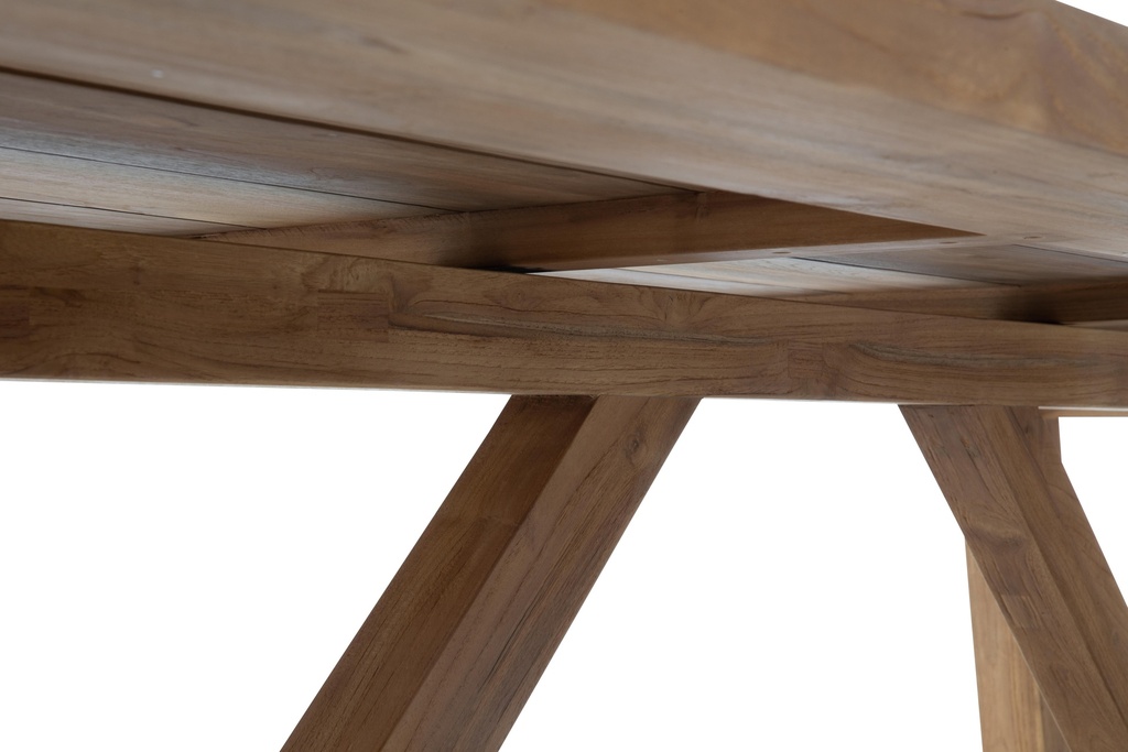 table-reception-jardin-clive-teck-massif