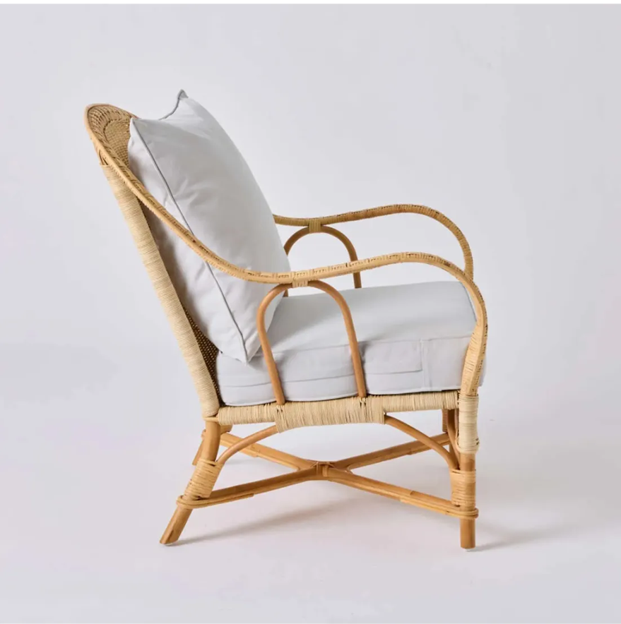 fauteuil-nantucket-rotin-tresse-interieur-veranda-luxe
