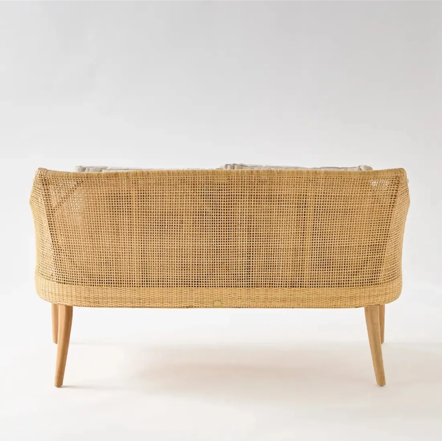 canape-saigon-interieur-veranda-bois-naturel