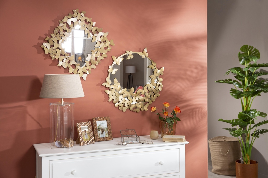 commode-pin-massif-blanc-finition-patine-naturelle