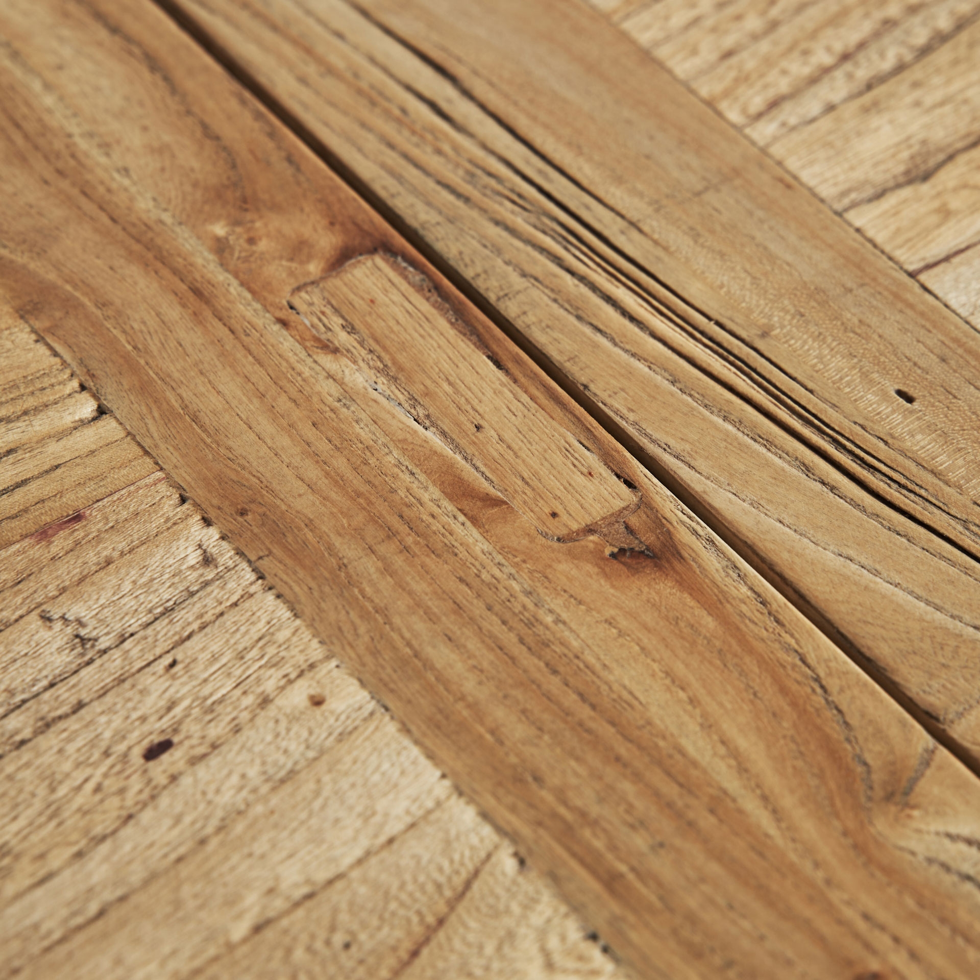 grande-table-en-bois-orme-salle-a-manger