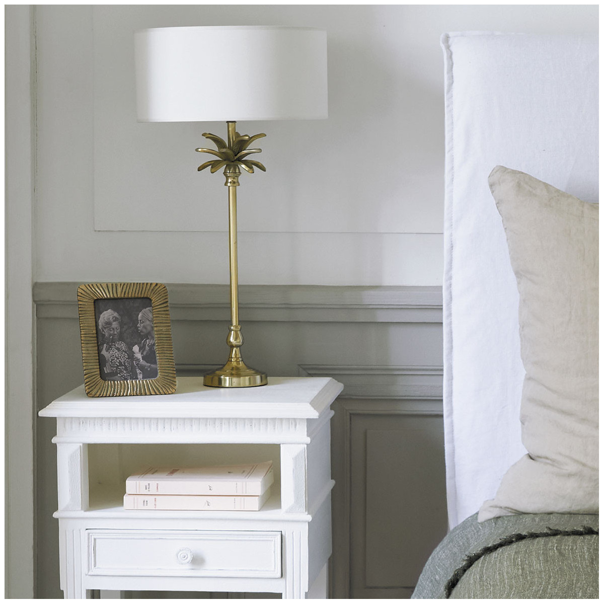 chevet-blanc-antique-1-tiroir-1-niche