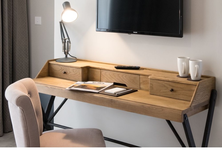 bureau_chene_pied_metal