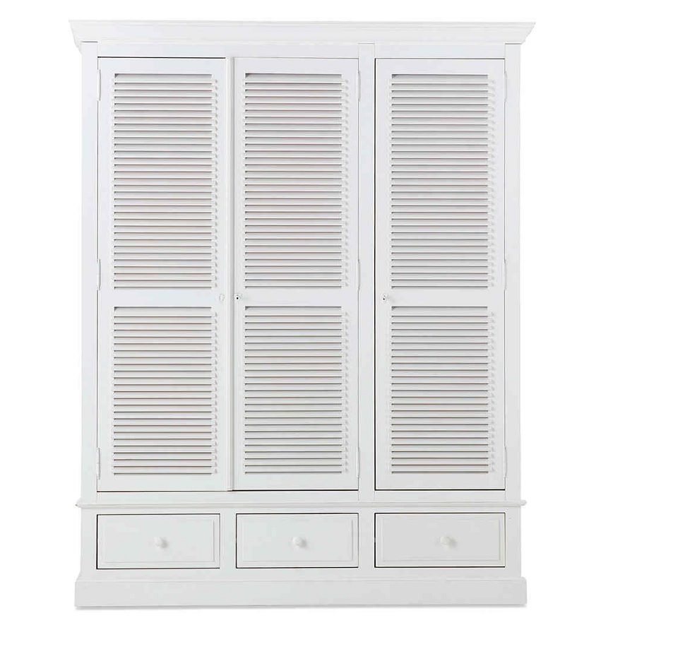 armoire-marie-flamant-blanc-antique-3-portes