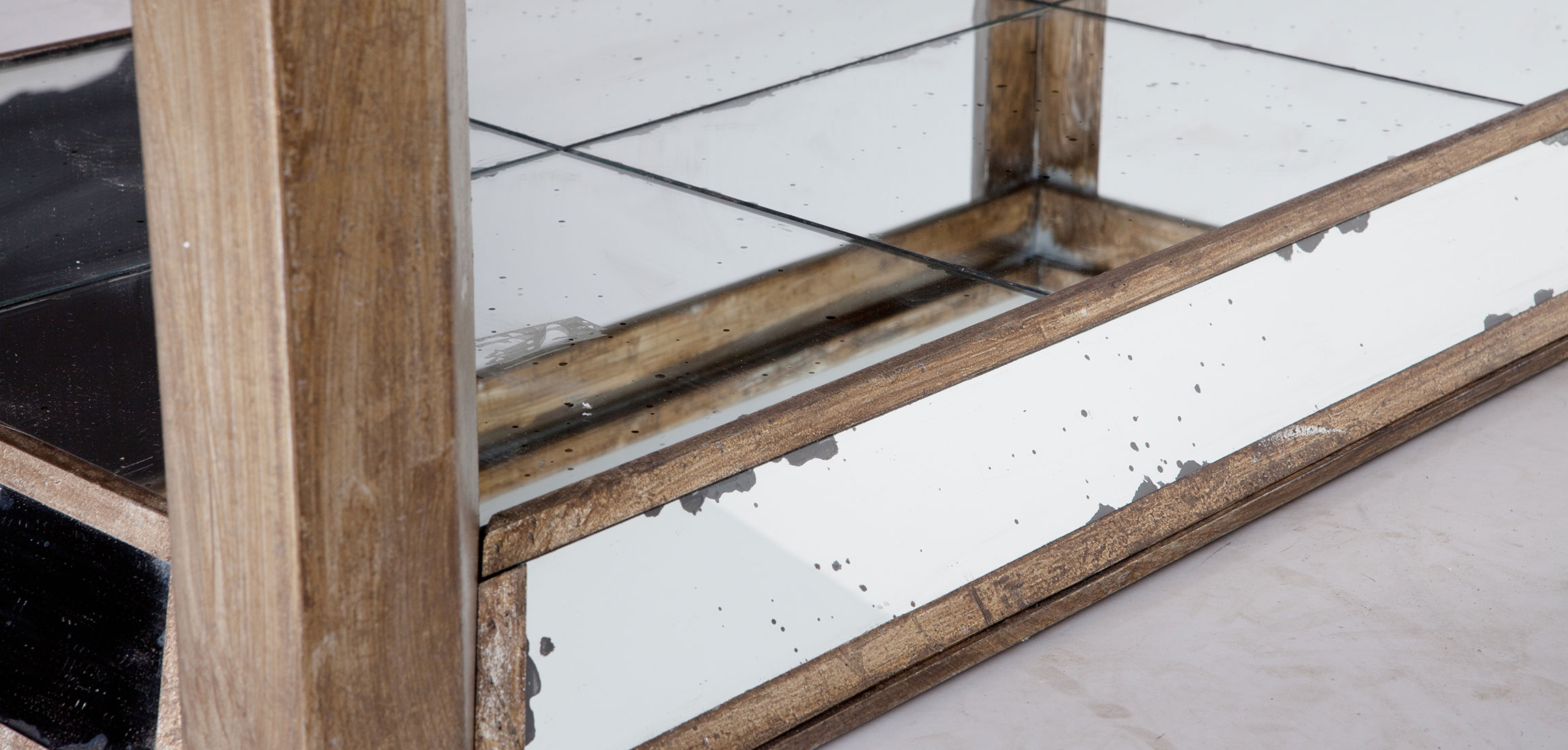 structure-bois-verre-table-basse