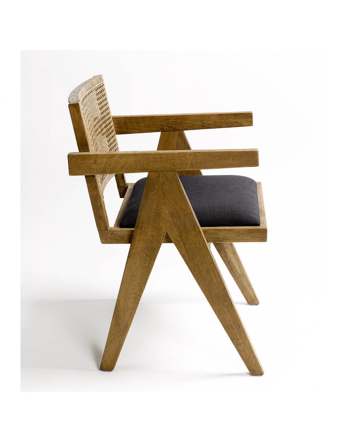 chaise-chêne-accoudoirs-moderne