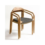 chaise-empilable-bois-eucalyptus