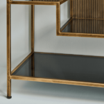 etagere-design-verre-fume-structure-graphique