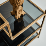 bibliotheque-sculpturale-metal-dore-interieur