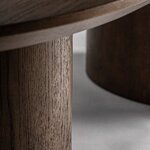 grande-table-en-chene-brun-style-contemporain