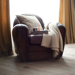 fauteuil-club-accoudoirs-arrondis-cuir