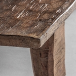 table-basse-sculptée-rustique
