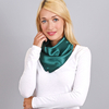 at-04070-vf16-foulard-carre-femme-vert-anglais