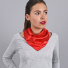 at-03928-v16-foulard-hotesse-carre-rouge