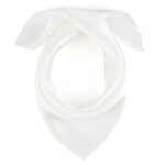 carre-soie-blanc-accueil-hotesse-AT-01620-F16i