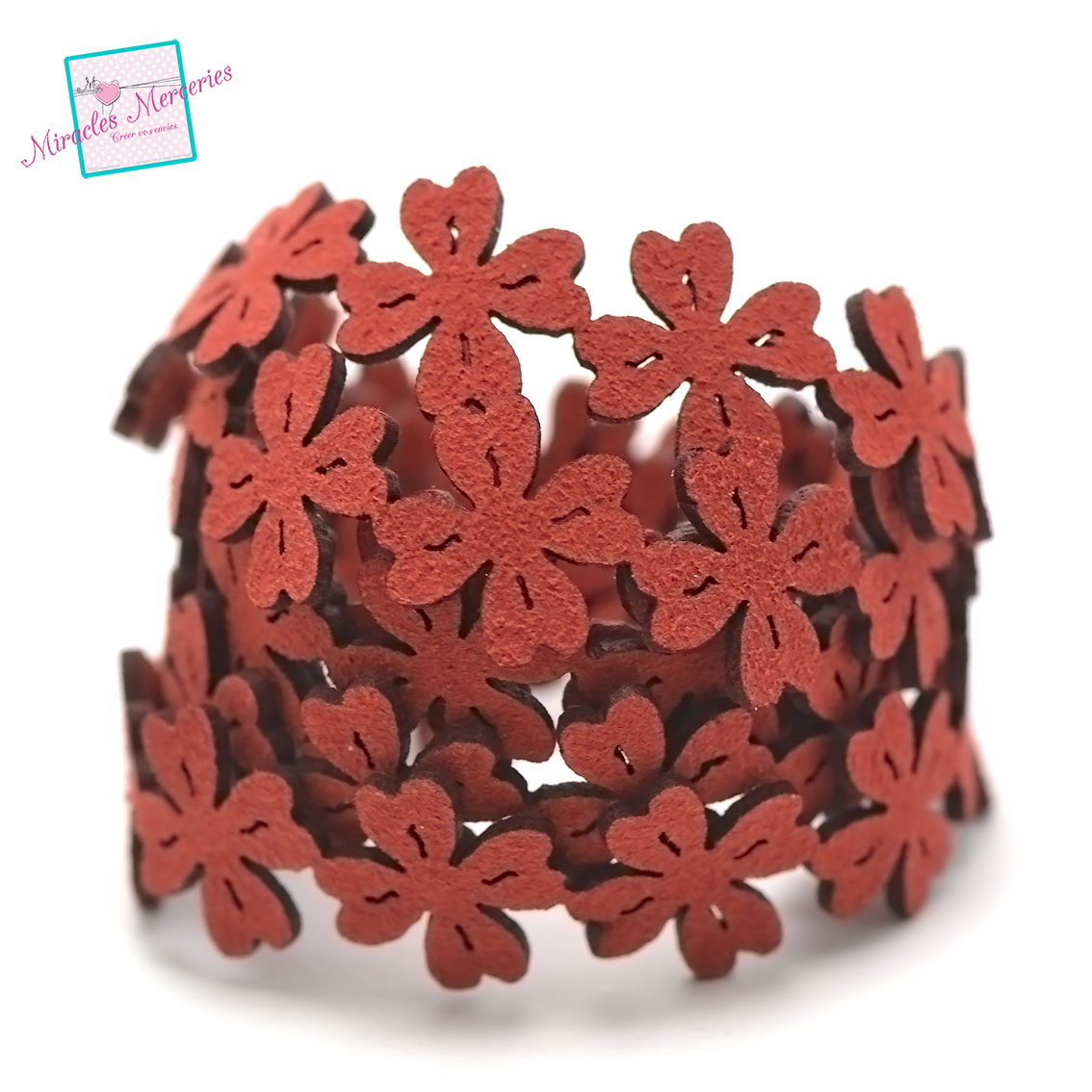 1 m de cordon lanière daim ajouré 08 fleur 4 pétales20x1,5 mm,rouge