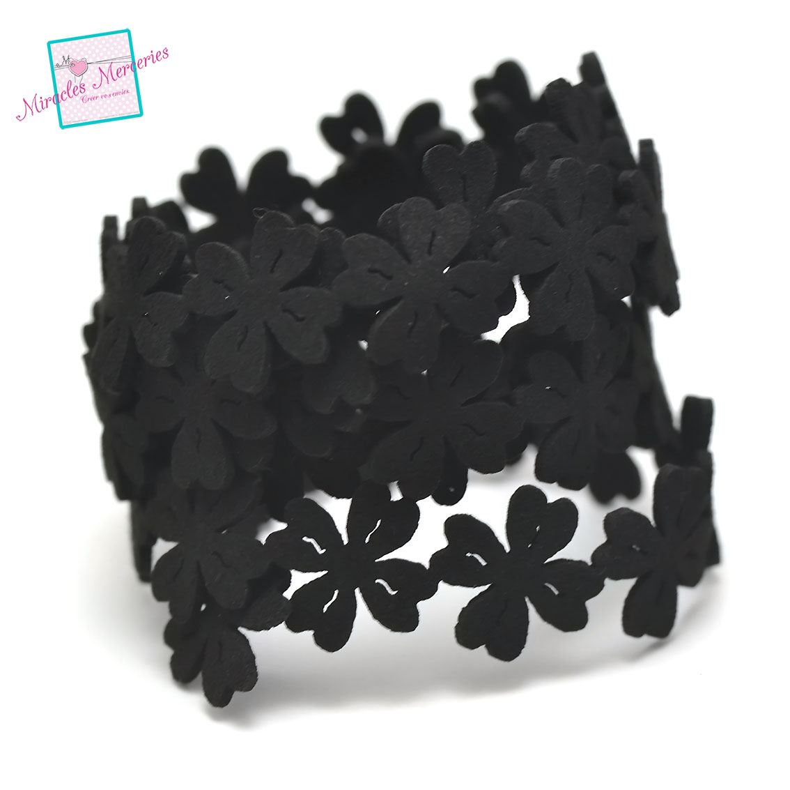1 m de cordon lanière daim ajouré 08 fleur 4 pétales20x1,5 mm,noir