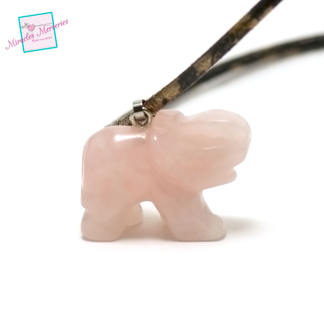 Pendentif éléphant En Pierre Naturelle Ancien – Bijou Ethnique Occasion