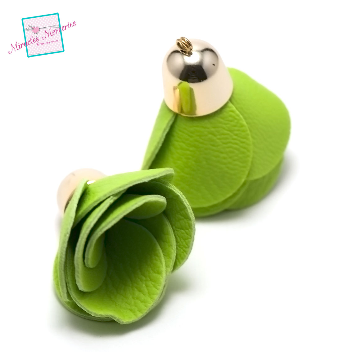2 magnifiques pompons en simili cuir rose 50x30 mm,vert anis, clochette doré
