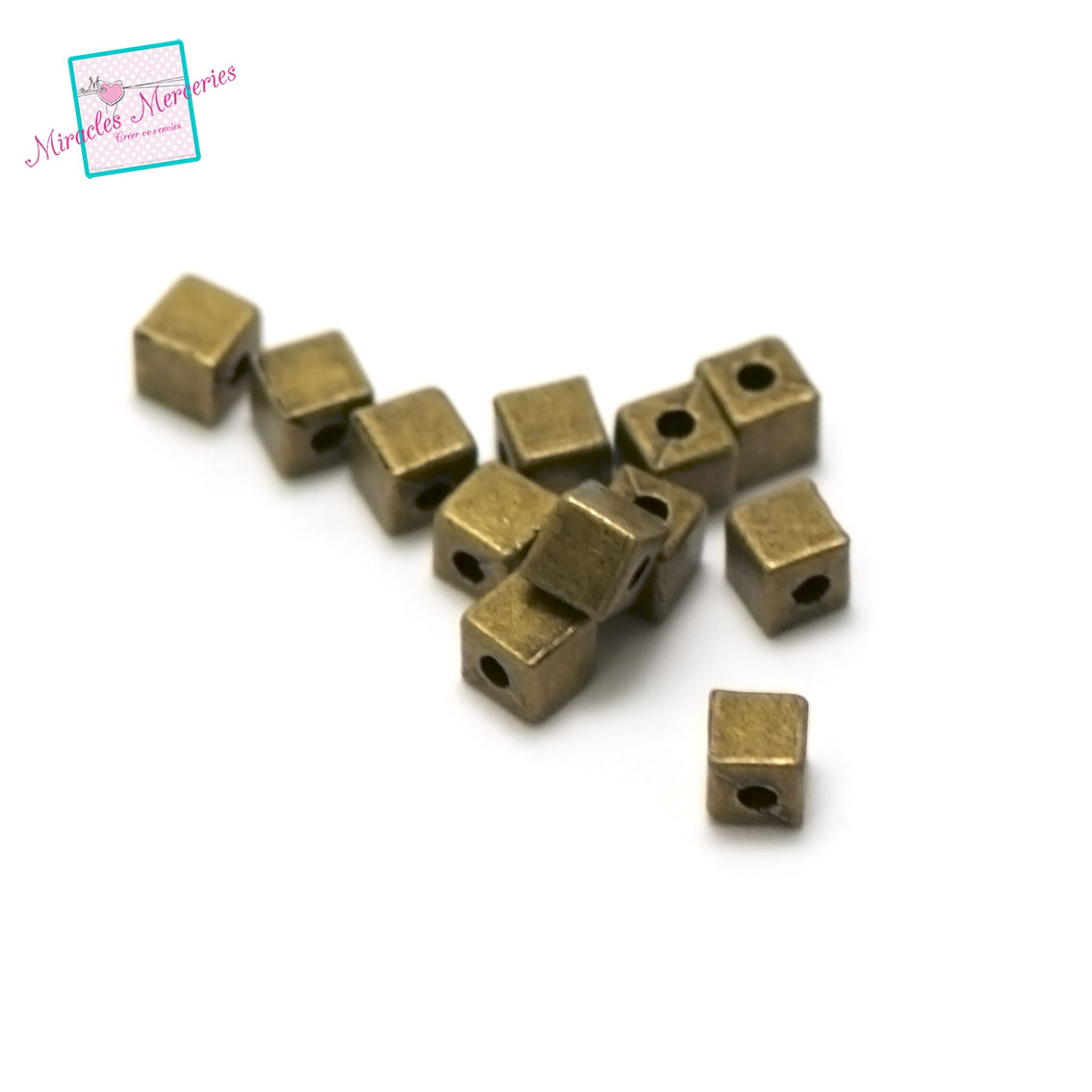 Perles Cube Métal Doré 3mm - Lot De 50 Pièces - Neuf SAVMER