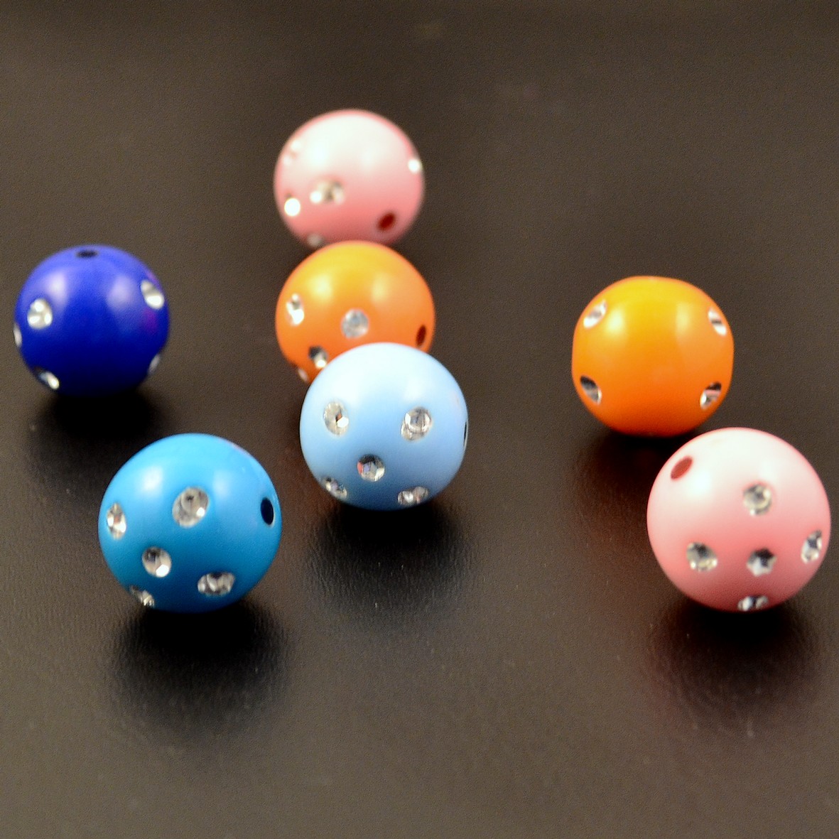 10 perles acryliques  effet strass18mm,assortiment de couleurs