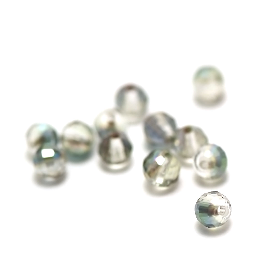 20 perles cristal ronde facettée 6 mm, transparent irisé vert