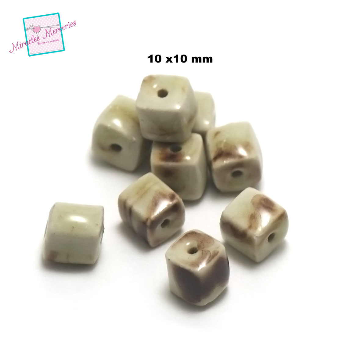 4 perles céramiques cube 10x10 mm ,marron/écrus
