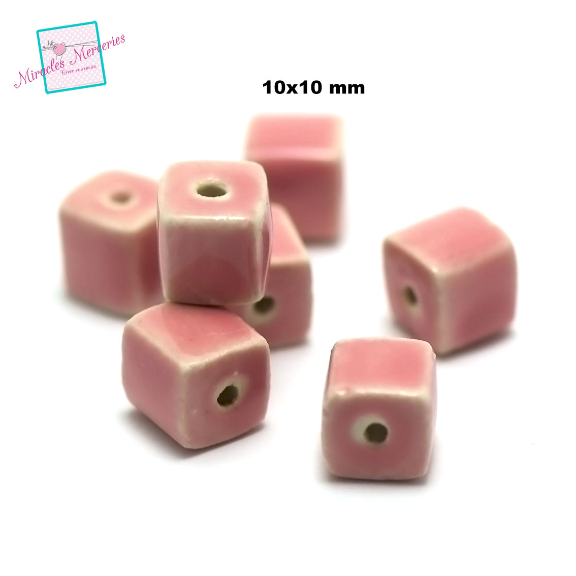 4 perles céramiques cube 10x10 mm ,rose