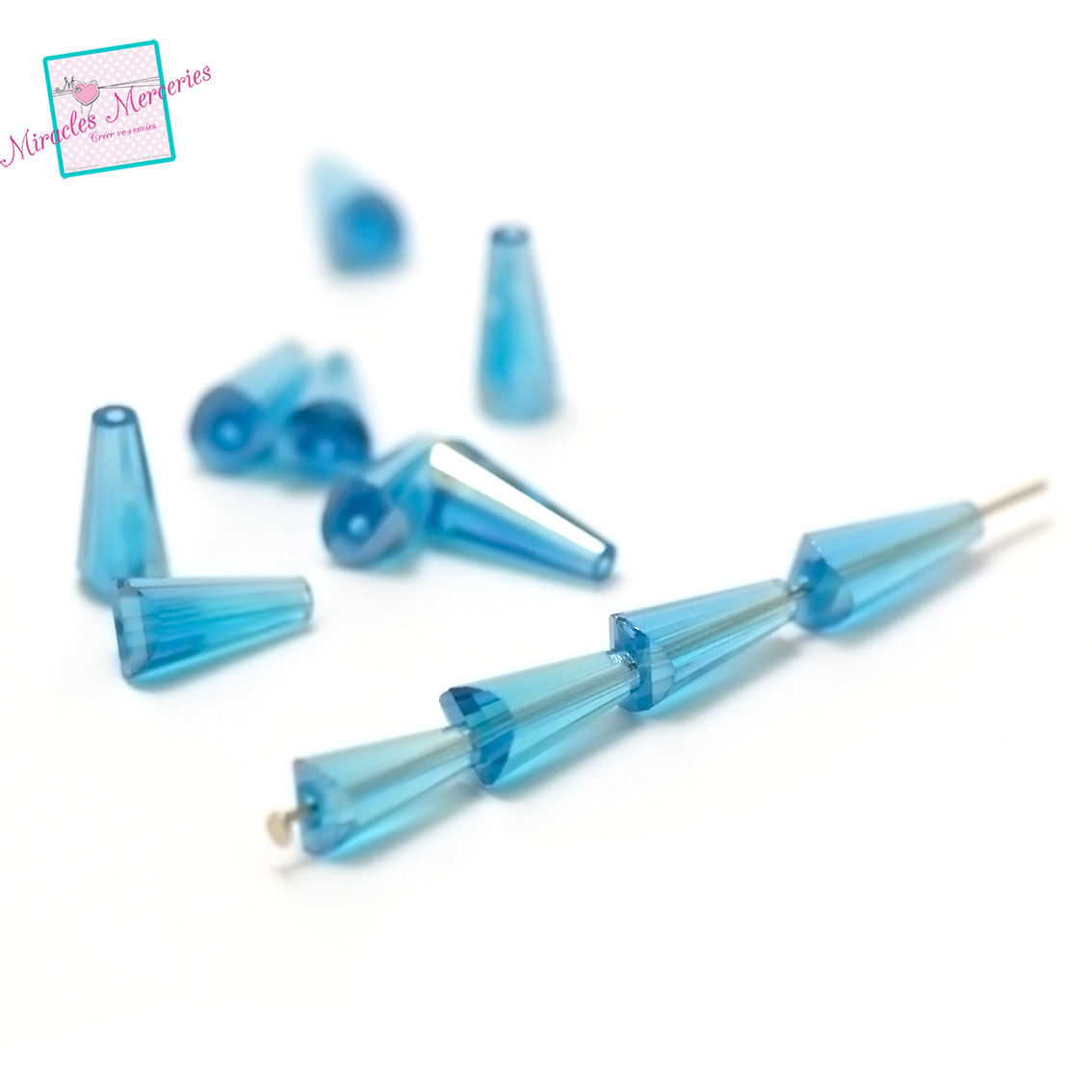 20 perles de cristal cône12x6x5 mm, bleu irisé