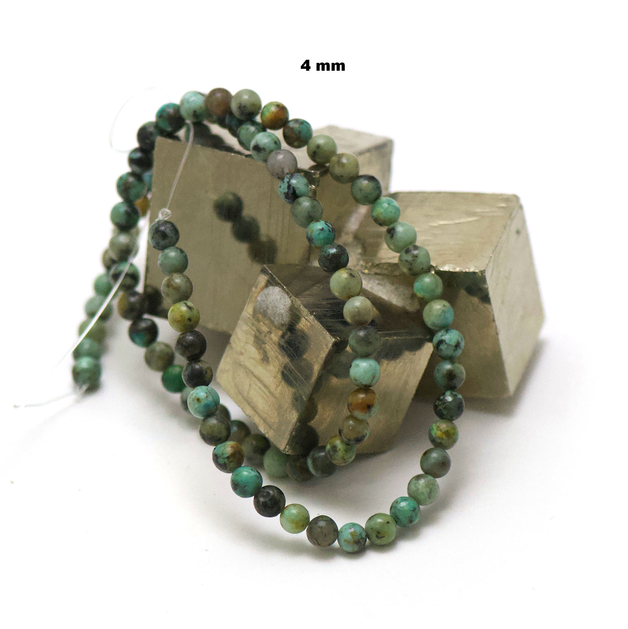 fil de 39 cm 88 perles de turquoise d\'afrique ronde 4 mm