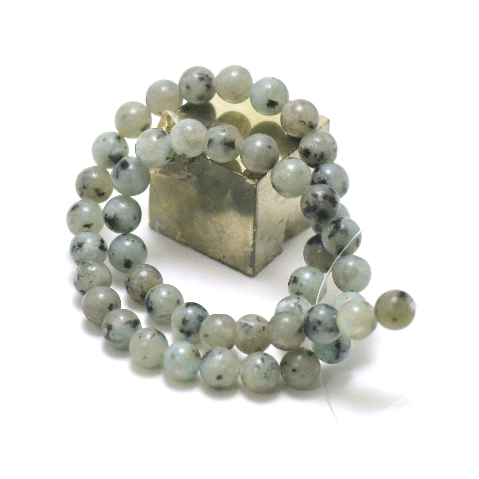 fil de 39 cm perles de Jade néphrite des Andes ronde 8 mm