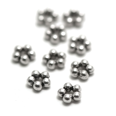 042A perle plat perlée