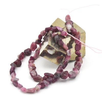 pierre roulée tourmaline rose